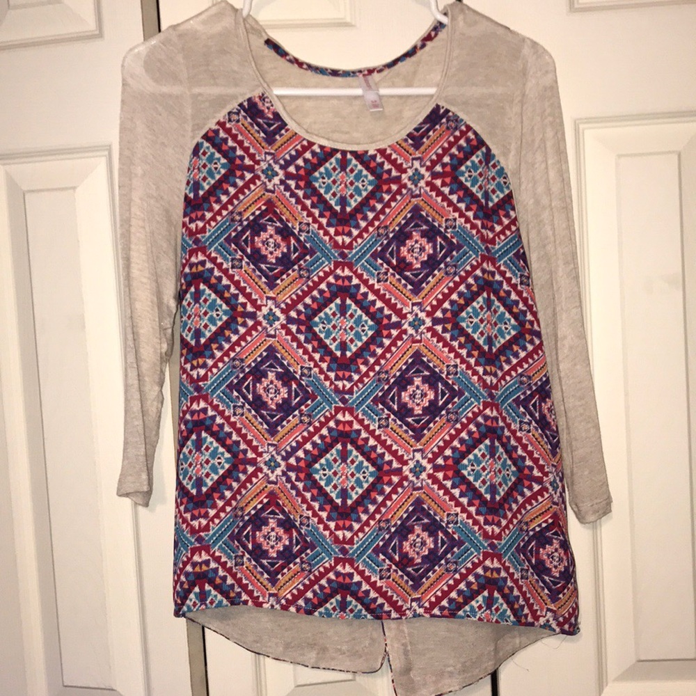 Three-quarter length shirt